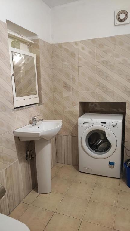 Dea1 Majlinda Apartment Sarande Exterior photo